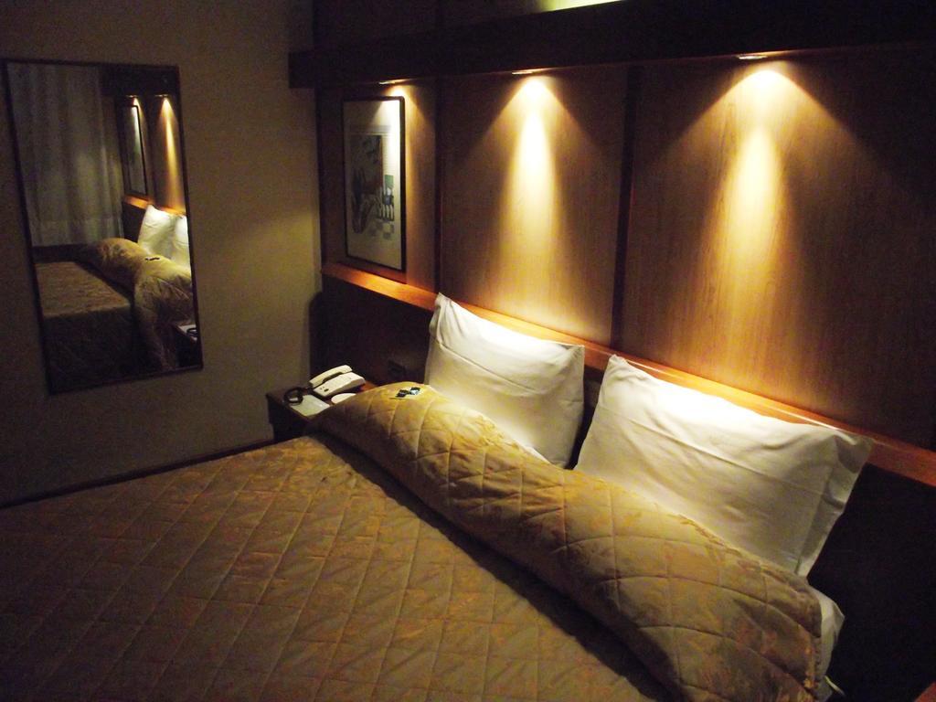 Hotel Motel Ovest Vittuone Room photo